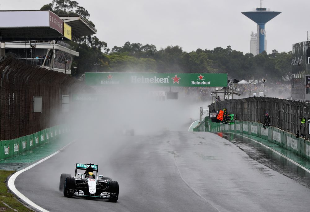Hamilton castiga Marele Premiu al Braziliei! Titlul mondial se decide in ultima cursa a sezonului!_2