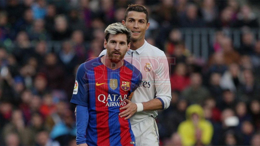 De ce nu s-au vazut Ronaldo si Messi pe teren? Pentru c-au fost prea ocupati sa stea impreuna :) Imagini rar vazute cu cei doi rivali, in meciul de aseara_2
