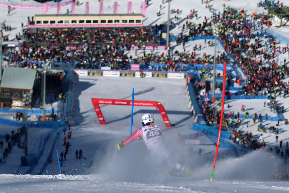 Cupa Mondiala la schi alpin: Shiffrin ia viteza in probele tehnice_1