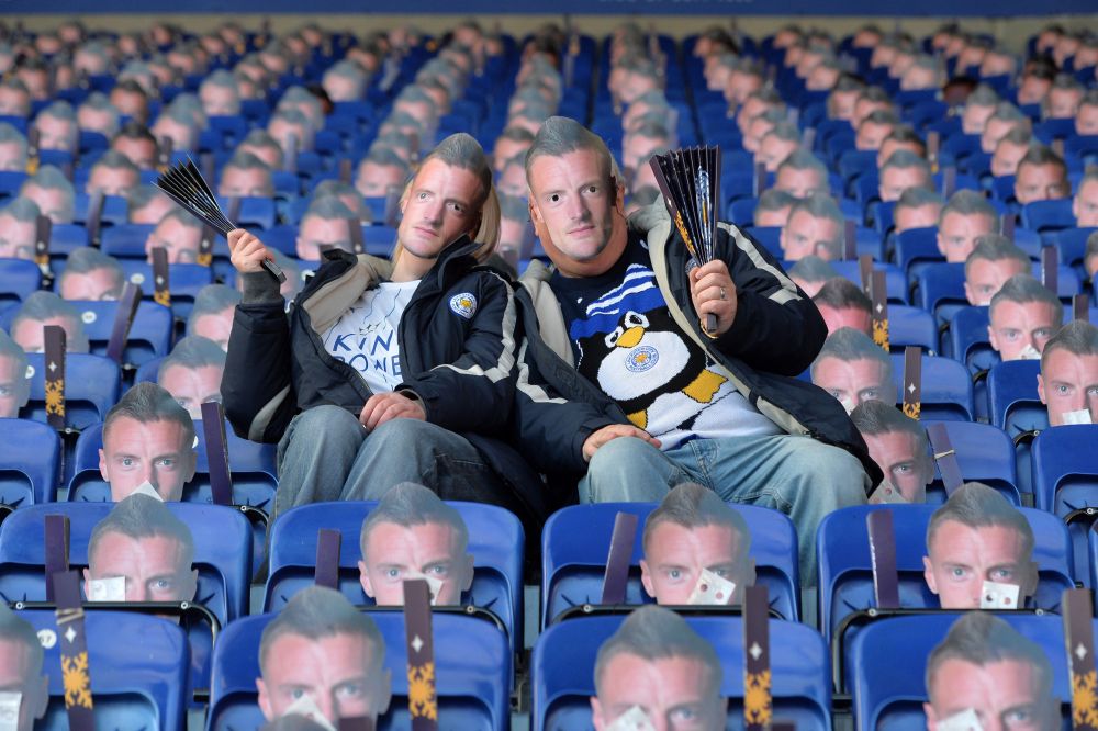 Protest BIZAR cu 30.000 de masti pentru Vardy! Chiar si atacantul lui Leicester a purtat una. FOTO _6