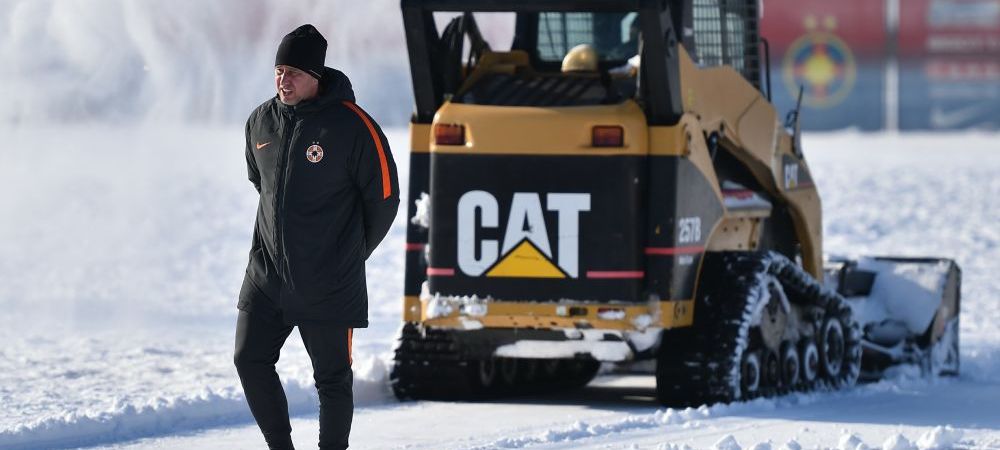 Surpriza in echipa Stelei la urmatorul meci! Pe cine vrea sa foloseasca Reghe intr-un post cheie