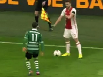 
	Gest MURDAR al unui jucator de la Ajax! Ce a facut in momentul in care un coechipier era cazut la pamant VIDEO
