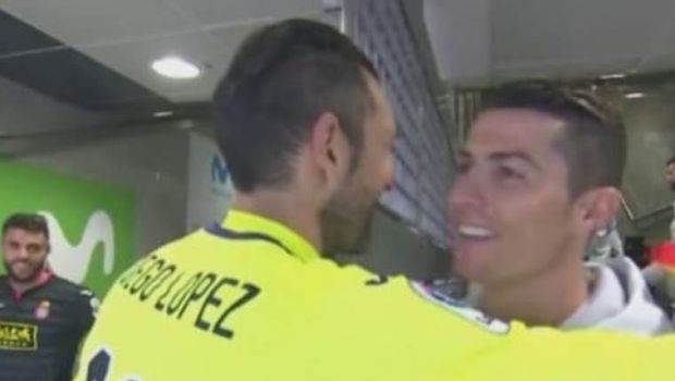 Cristiano Ronaldo NU STIA ca este filmat! Ce i-a spus unui adversar la ureche. SUPER VIDEO