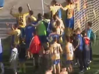 Petrolul a avut 5422 de fani la derby-ul cu PAULESTI din liga a 4-a! Meciul a fost dat LIVE pe net! VIDEO