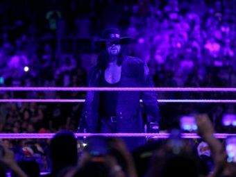 
	Moment istoric in wrestling! The Undertaker s-a retras la Wrestlemania 33! Ce a facut dupa ultima infrangere
