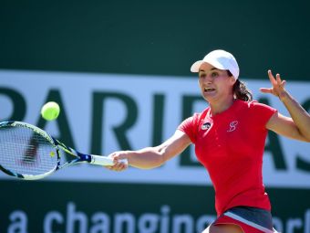 Monica Niculescu a invins-o pe Martina Hinggis! Jucatoarea romanca a castigat turneul de la Biel/Bienne
