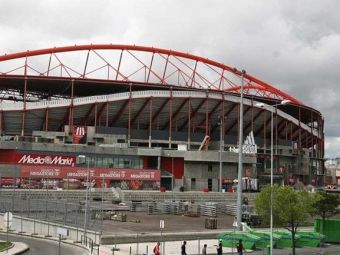 
	Tensiuni incredibile inainte de Sporting - Benfica, meci de titlu in Portugalia: un suporter a fost omorat de ultrasi in fata stadionului
