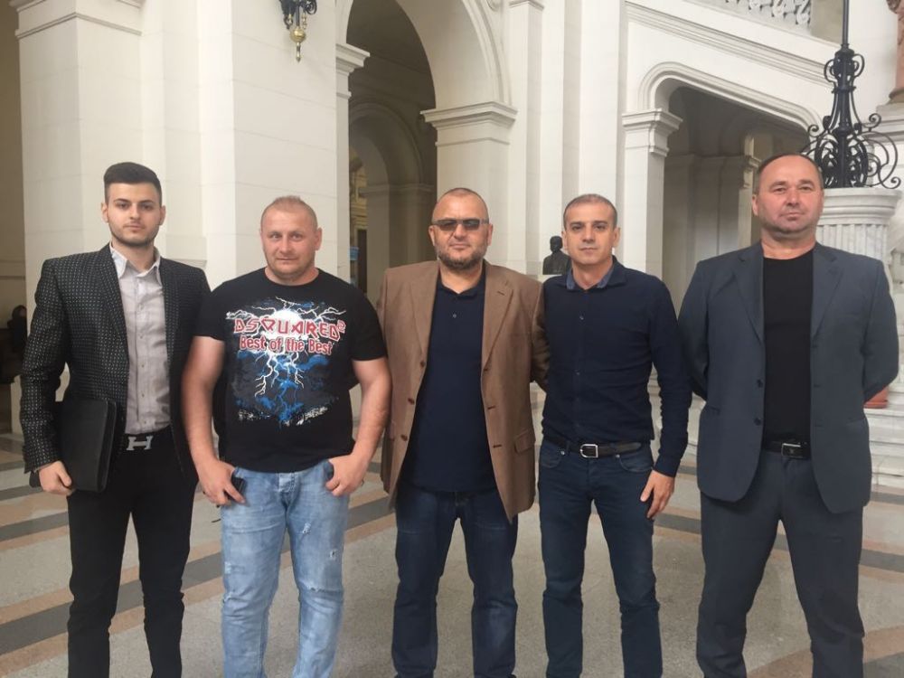 Sandu si Dragomir, audiati de judecatori: procurorii cer 14 ani de inchisoare cu executare pentru dezafilierea Craiovei. UPDATE | S-a stabilit un nou termen: sentinta poate veni in mai_1