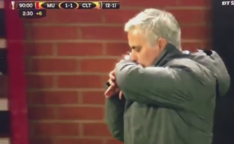 Obsesiile lui Mourinho: aceeasi geaca la toate meciurile! De ce isi pupa incheietura mainii in momentele dramatice VIDEO_1