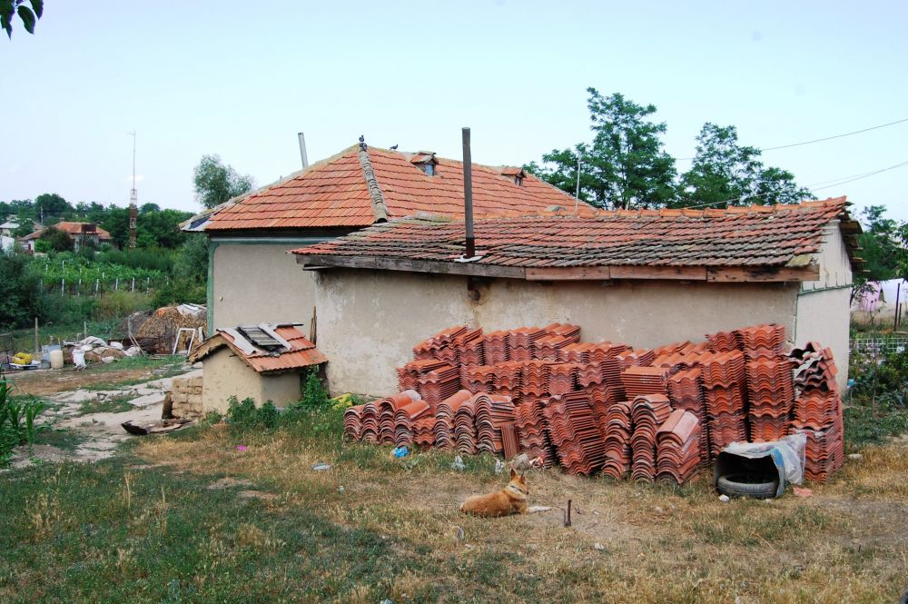 Km 0 al fotbalului romanesc! FOTO: Cum arata casa din Sacele in care s-a nascut Gica Hagi_2