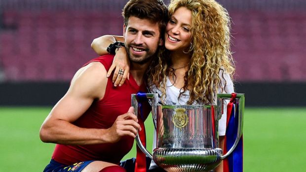 
	Shakira a povestit in premiera cum l-a cunoscut pe Pique: un fost fotbalist al Barcei le-a facut &quot;lipeala&quot; ;)
