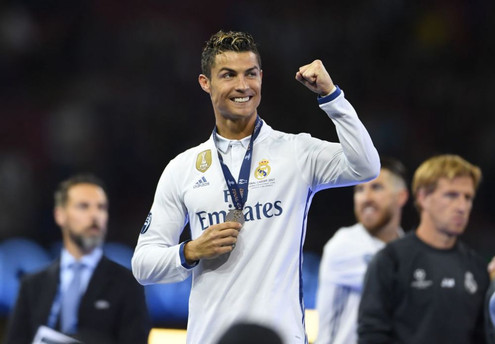 Tributul producatorilor celui mai popular joc virtual de fotbal: Ronaldo, pe coperta EDITIE SPECIALA a FIFA 18. FOTO_4