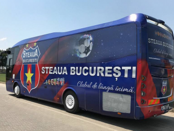 
	Vehicul terestru destinat transportului noilor recruti :) CSA Steaua si-a cumparat autocar: masina circula cu numere de inmatriculare de TAB-uri
