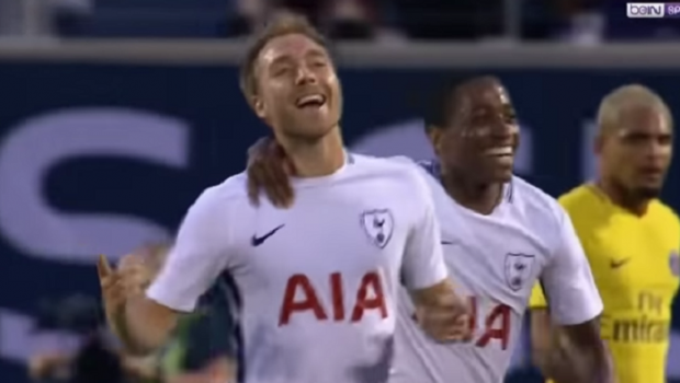 
	Gol fabulos marcat de Eriksen: torpila in vinclu, de la peste 30 de metri! Tottenham a invins-o pe PSG, meci cu 6 goluri! VIDEO
