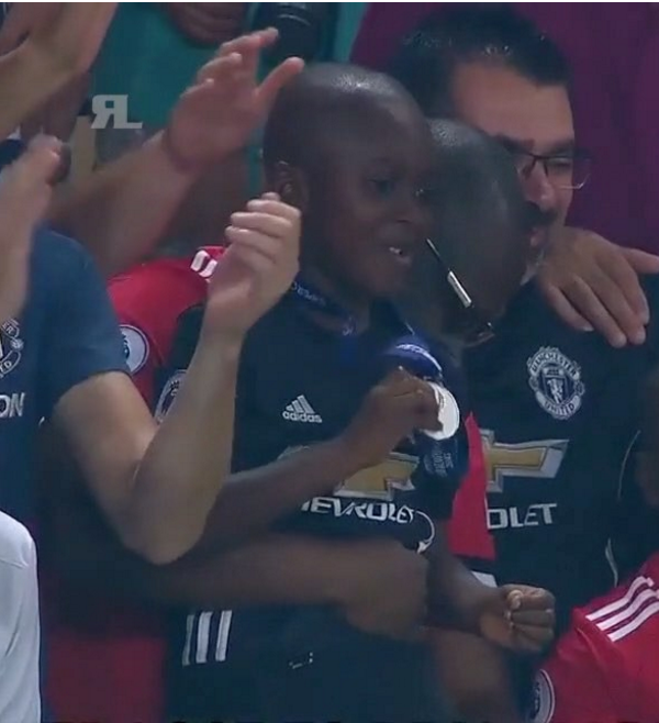 Gestul emotionant facut de Mourinho dupa infrangerea in SuperCupa! La cine a ajuns medalia lui VIDEO_1
