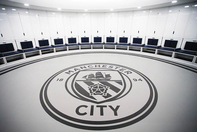 Luxul in care Manchester City isi tine fotbalistii de sute de milioane! Cum arata vestiarele si camerele de relaxare ale jucatorilor pe Etihad_1