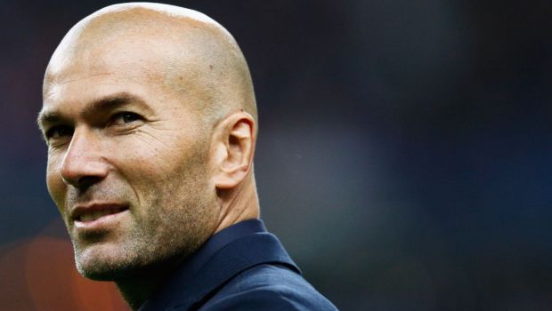 
	Zidane a semnat pana in 2020, pe salariu DUBLU! Real Madrid si-a betonat legenda, dupa cele doua Ligi consecutive
