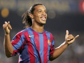 
	Zeul a revenit printre muritori! O noua schema de geniu facuta de Ronaldinho: a driblat portarul fara sa atinga mingea
