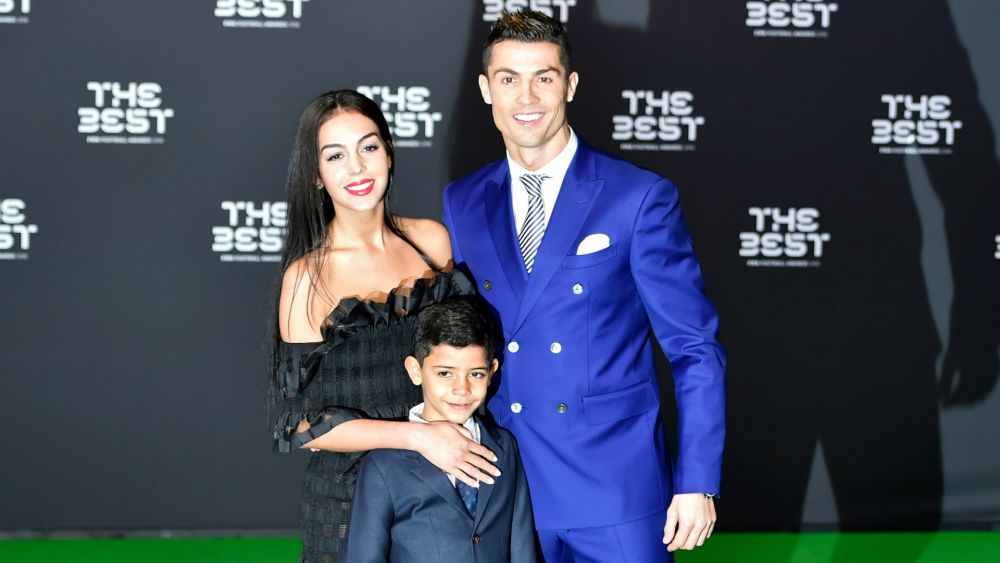 Cristiano Ronaldo se insoara! Cand a stabilit data nuntii cu Georgina, cea cu care va avea o fetita_1
