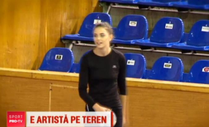 WOW! Cea mai frumoasa handbalista joaca la Cluj: "Lumea imi spune ca seman cu Antonia!" VIDEO_3
