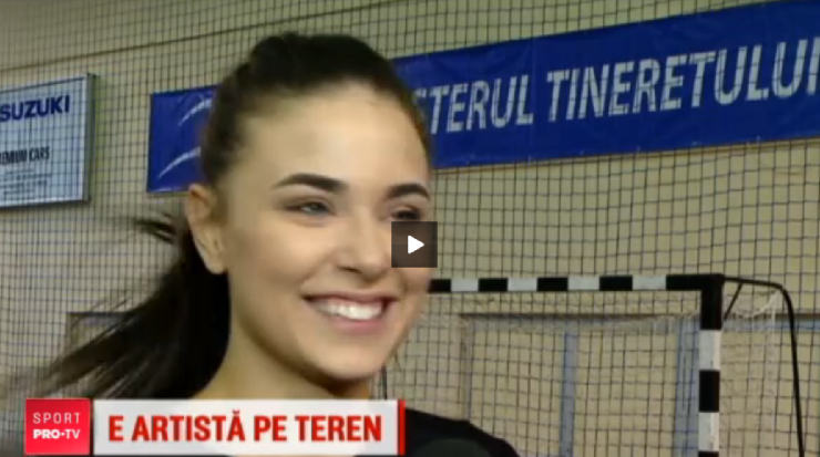 WOW! Cea mai frumoasa handbalista joaca la Cluj: "Lumea imi spune ca seman cu Antonia!" VIDEO_4