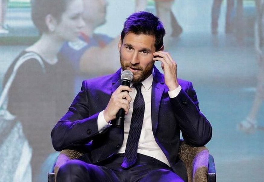 "Asa iti dai seama ca esti bogat" Ce a facut Messi la o emisiune TV! S-a transformat instant in gluma :))_3