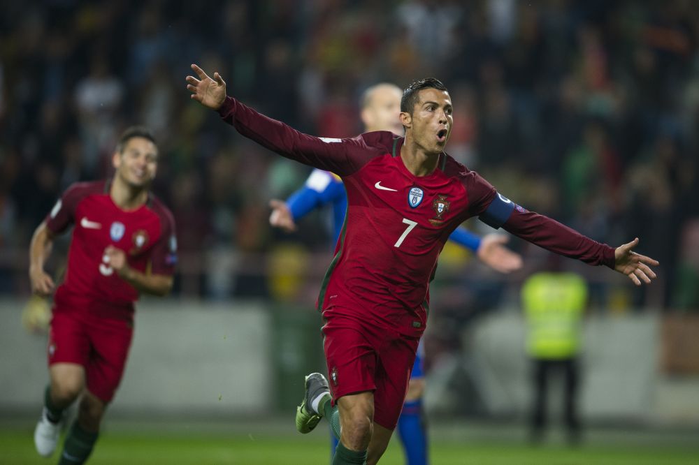 Ronaldo merge direct la Mondiale! Slovacia, cel mai slab loc 2 | Messi o duce pe Argentina la Mondial, Chile ramane acasa | Incredibil! SUA a ratat calificarea_47