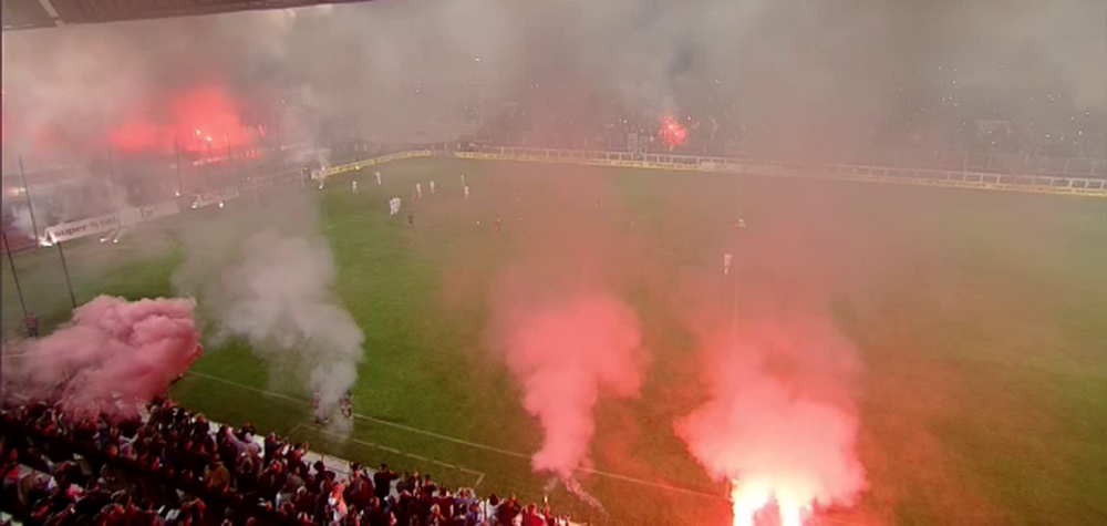 Atmosfera SENZATIONALA la Rapid - Steaua! Foc in tribune: Rapid 1-1 Steaua. Panenka Predescu la penalty, Niculae a dat golul Rapidului_14
