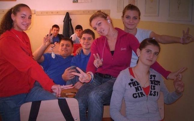 FOTO & VIDEO | Simona Halep, asa cum nu ai vazut-o niciodata. Cum arata pe vremea cand era la liceu si cum o strigau colegii_2