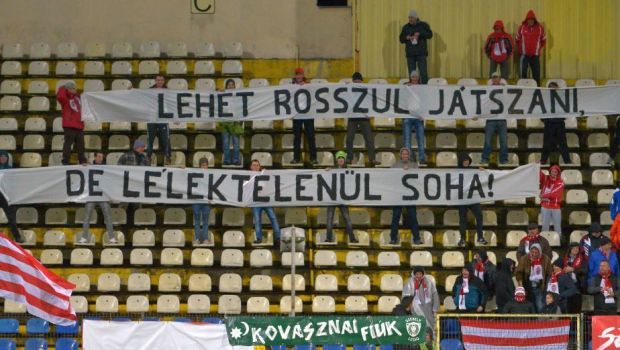
	Coregrafie in limba maghiara a fanilor lui Sepsi! Ce au scris pe un banner. FOTO
