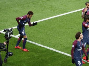 
	PSG a reusit cele mai multe goluri din istoria Ligii Campionilor in faza grupelor! Performanta incredibila a tripletei Neymar - Mbappe - Cavani
