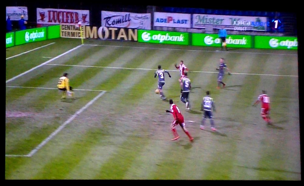 Dracul si-a bagat coada in fotbalul romanesc! Un club din Liga 1 este sponsorizat de… Lucifer!_1