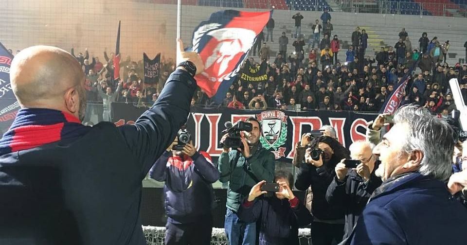 Walter Zenga revine in Serie A! Fostul antrenor al echipei si-a dat demisia pentru ca presedintele a intrat in vestiar la pauza meciului cu Udinese_2