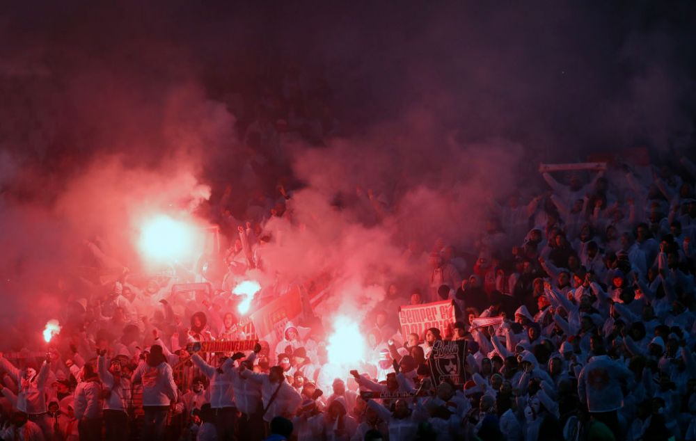 Dupa 26 de ani! Steaua Rosie, in primavara europeana, sarbii au "dat foc" stadionului: FOTO_1