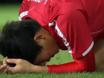 
	S-a lasat cu LACRIMI! Ce s-a intamplat la meciul direct dintre Coreea de Nord si de Sud pe terenul de fotbal. VIDEO
