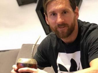 
	S-a aflat cu ce se &quot;DOPEAZA&quot; Messi! Bautura miraculoasa pe care a adus-o in vestiarul Barcelonei! Ce bea in fiecare zi
