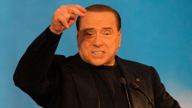 
	&quot;Cand vad Milanul actual mi se face rau de la stomac&quot;. Declaratie incredibila a lui Berlusconi, omul care a marcat istoria pe San Siro
