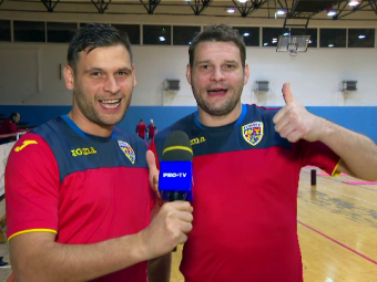Fratii care pot duce Romania in finala Euro la futsal: &quot;Toata ziua ne certam pe teren!&quot; Cu ce echipe tin