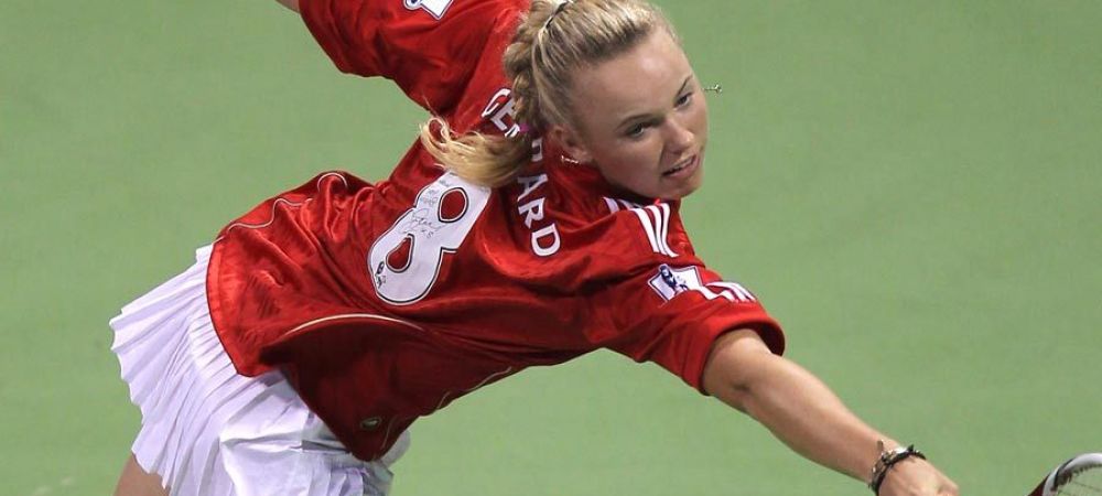 Caroline Wozniacki finala australian open Simona Halep