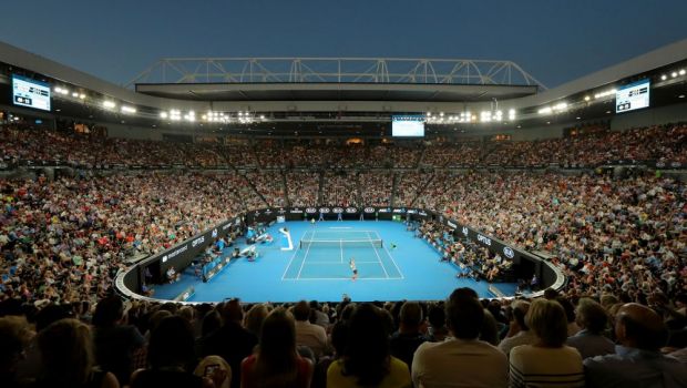
	AUSTRALIAN OPEN // &quot;Ieri de ce nu ati facut asta?!&quot; Decizia luata de organizatori inaintea finalei Federer - Cilic a starnit controverse mari
