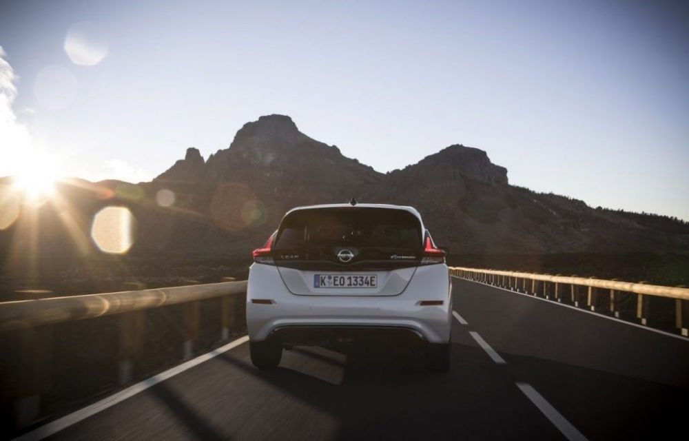 TEST Superspeed cu Giurgea si Bratu: cum se conduce electrica Nissan cu autonomie de 415 km in oras_3