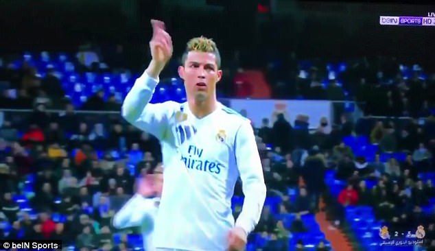 Gest de mare CAPITAN! Cum a reactionat Cristiano Ronaldo in momentul in care fanii au inceput sa-l fluiere pe unul dintre colegii sai, la meciul cu Sociedad_2