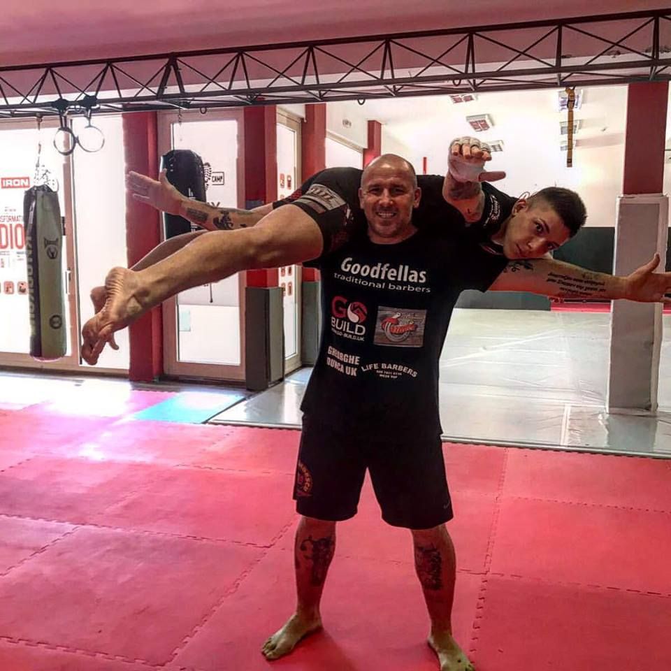 “Am vorbit cu Klitschko, mai vin cateva legende din UFC!” Zmarandescu muta capitala artelor martiale la… Targoviste!_4