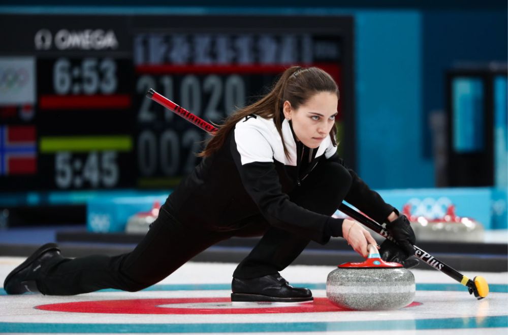 S-a dopat de pofta? :) Rusul Alexander Krushelnitsky, sotul "Angelinei Jolie" de la curling pierde medalia dupa ce a fost depistat cu meldonium_2