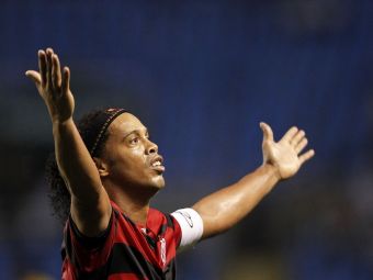 
	&quot;Poate juca la orice echipa din LUME! Barca, Real Madrid, Man City .. ar fi titular la oricare!&quot; Jucatorul de care s-a indragostit Ronaldinho
