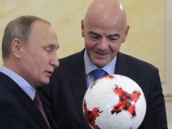 100 de zile pana la Cupa Mondiala | Putin si-a transformat biroul de la Kremlin in teren de fotbal