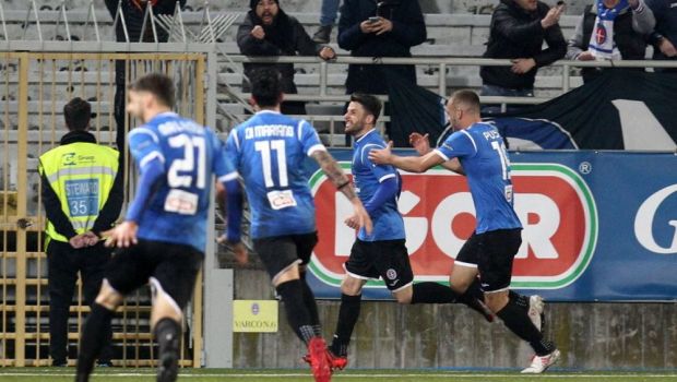 
	PUSCAS is on FIRE :) Atacantul roman a ajuns la 6 goluri in 7 meciuri la noua echipa! A marcat si cu Brescia

