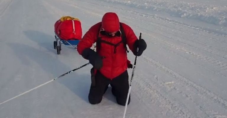 Supereroii nu sunt numai la Hollywood! Tibi Useriu mai are 60 de kilometri pana la linia de sosire a Maratonului Arctic! Cum arata picioarele sale: FOTO_2