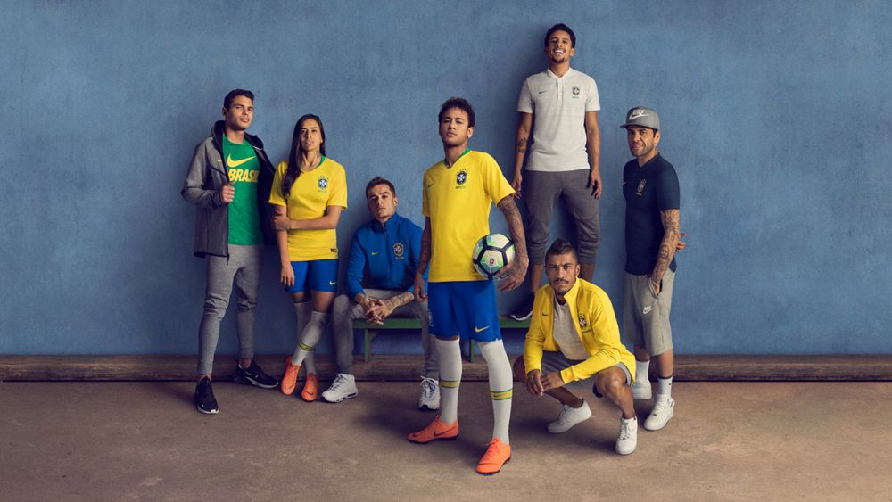 Super VIDEO: Brazilienii lui PSG si-au facut formatie si au cantat la prezentarea echipamentului pentru Mondial_7