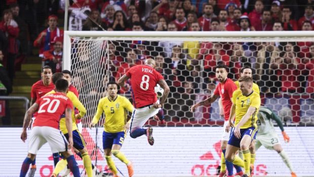 
	Suedia, batuta de Chile acasa, dupa un meci cu doua goluri fabuloase | Romania - Suedia e marti seara, de la 21:30, la ProTV
